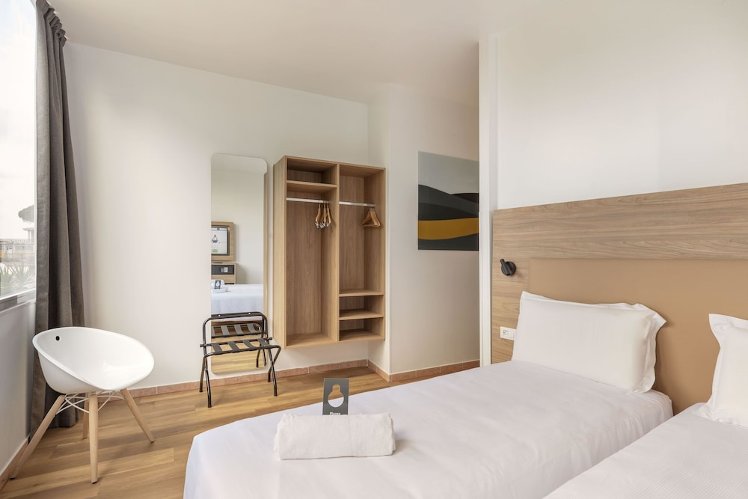 B B Hotel Pomezia Roma, Rome