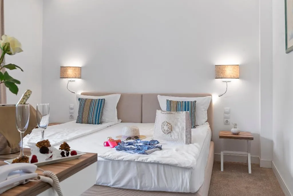 SINGLE PARK VIEW WITH BALCONY Room, HVD Nympha Adults Only, Varna