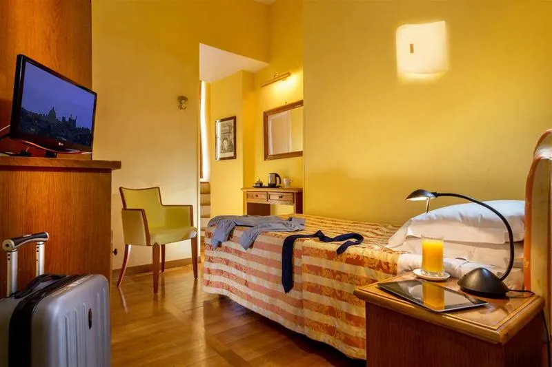 Room, Tiziano, Rome