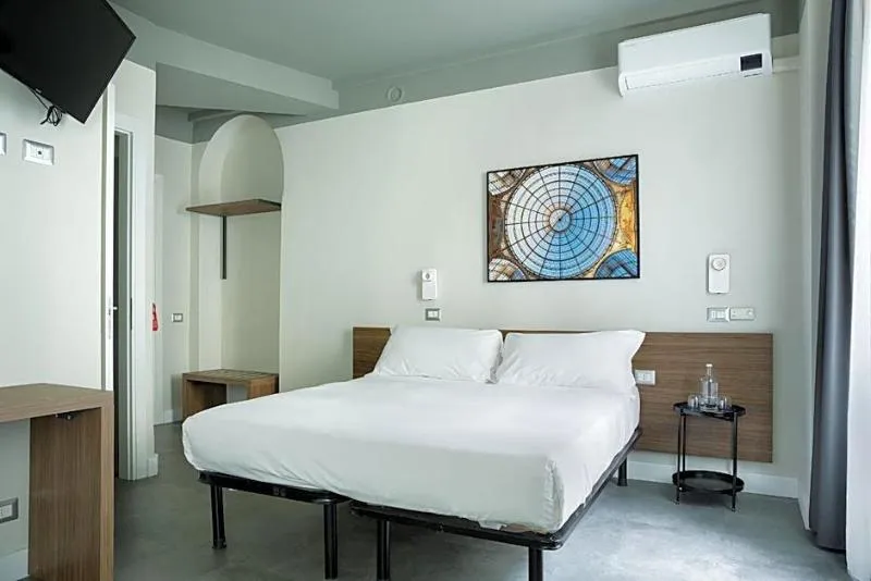 General view, Hotel 22 Marzo, Milan