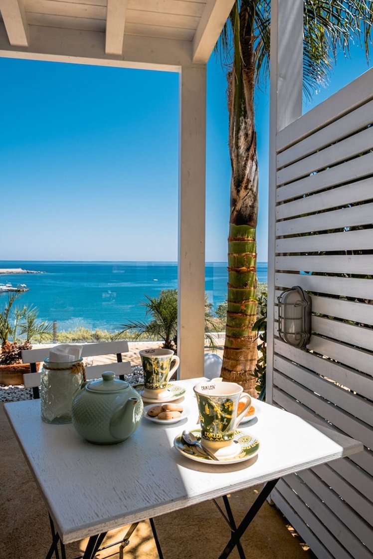 A Tonnara Charme B&B, Palermo
