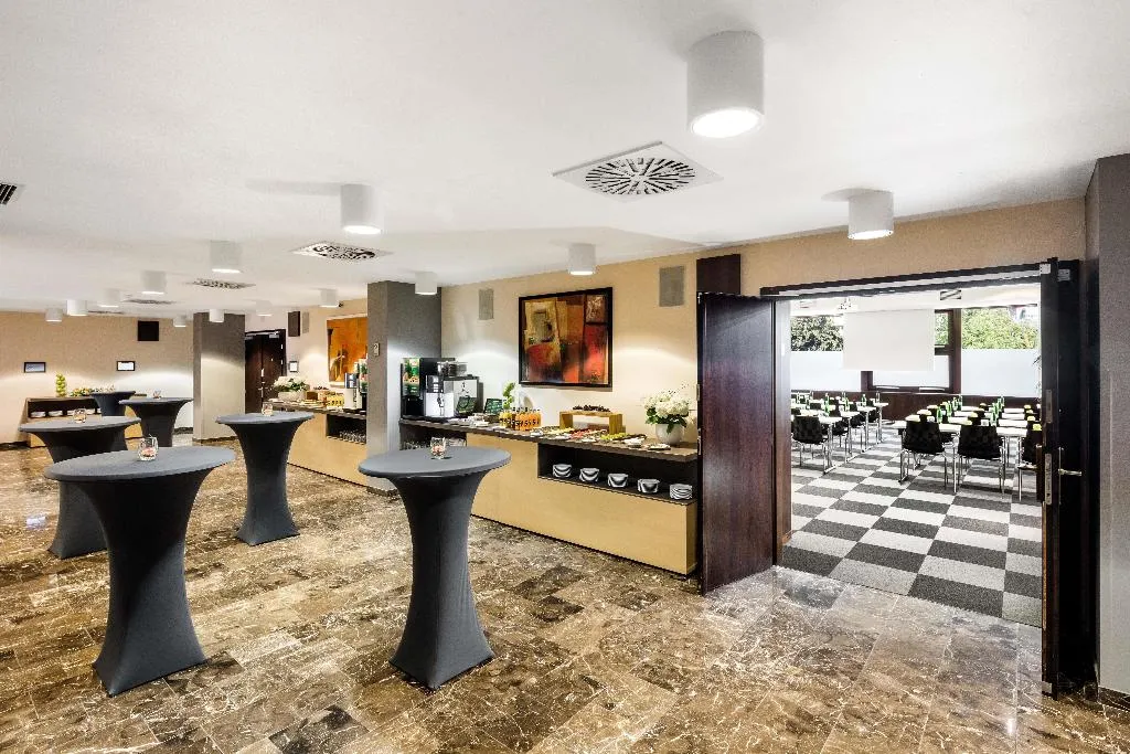 Conferences, Occidental Praha, Prague