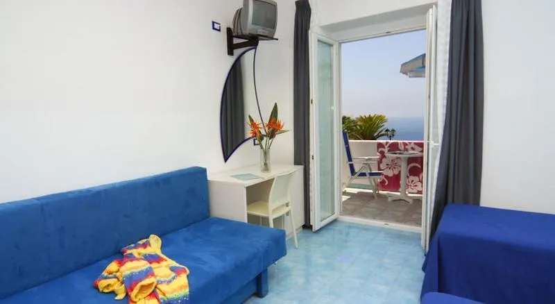 DOUBLE SUPERIOR SEA VIEW Room, Hotel Imperamare, Naples