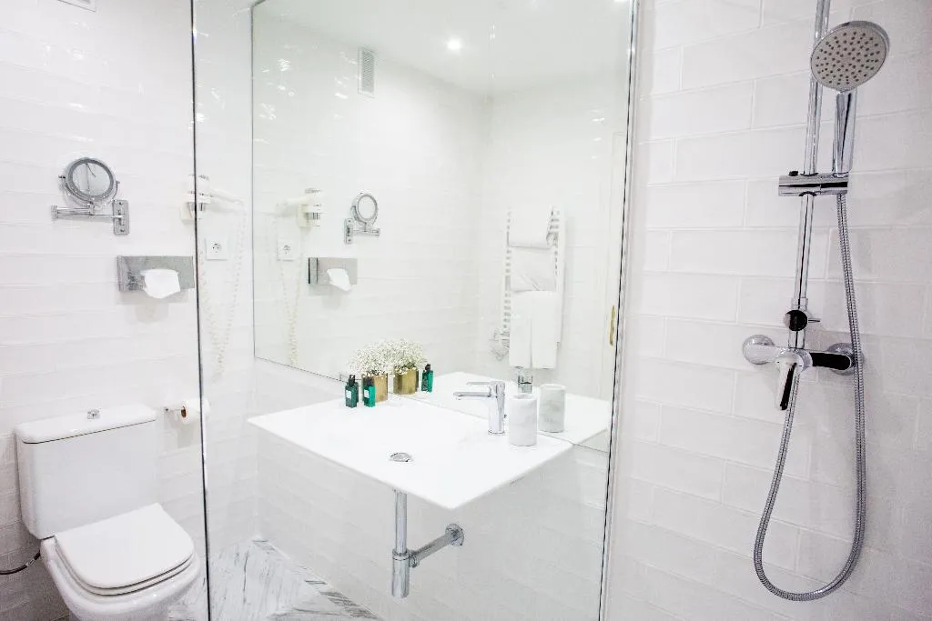 STUDIO CAPACITY 3 Room, Hotel 11th Principe by Splendom Suites, Madrid