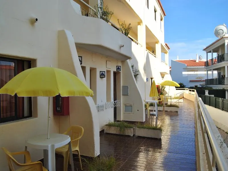 Terrace, Olhos Do Mar, Algarve