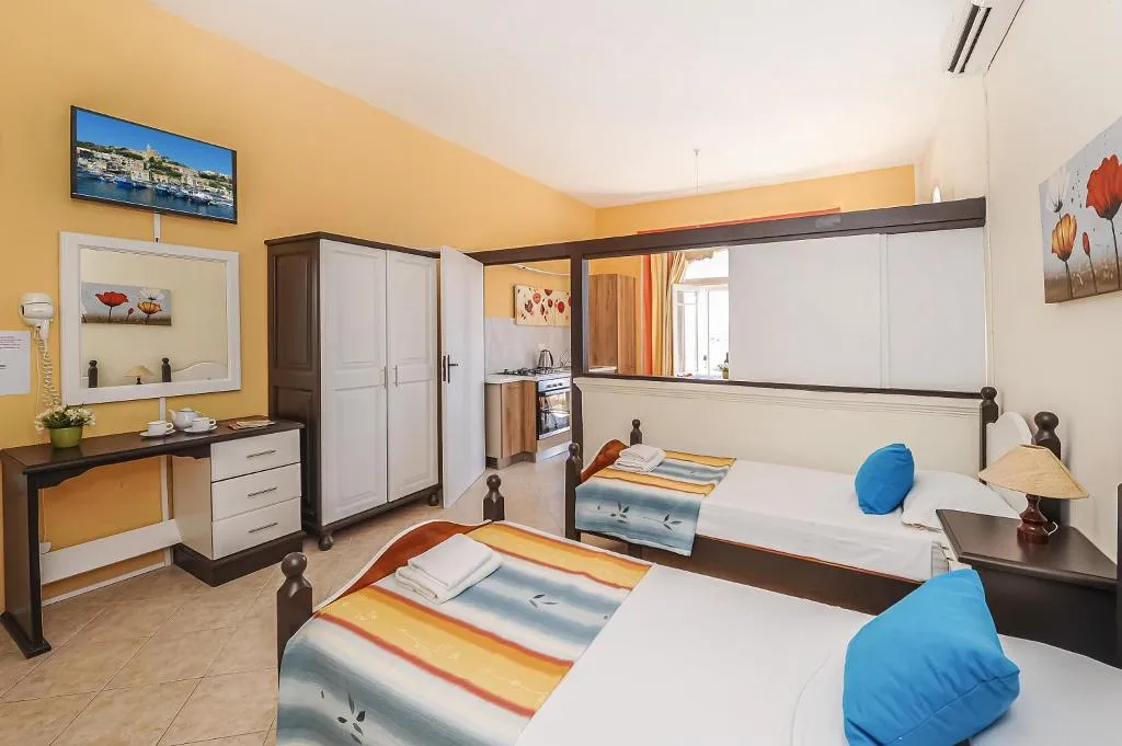 STUDIO STANDARD Room, Mariblu Guesthouse, Gozo