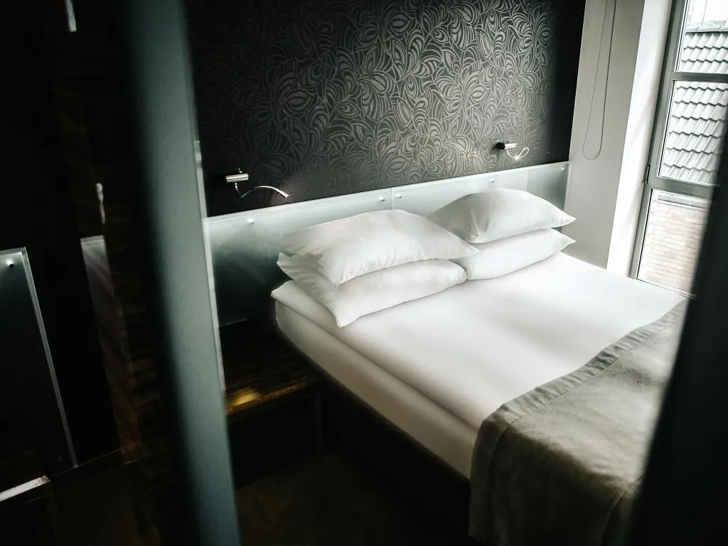 SINGLE STANDARD Room, Q Hotel Grand Cru Gdansk, Gdansk