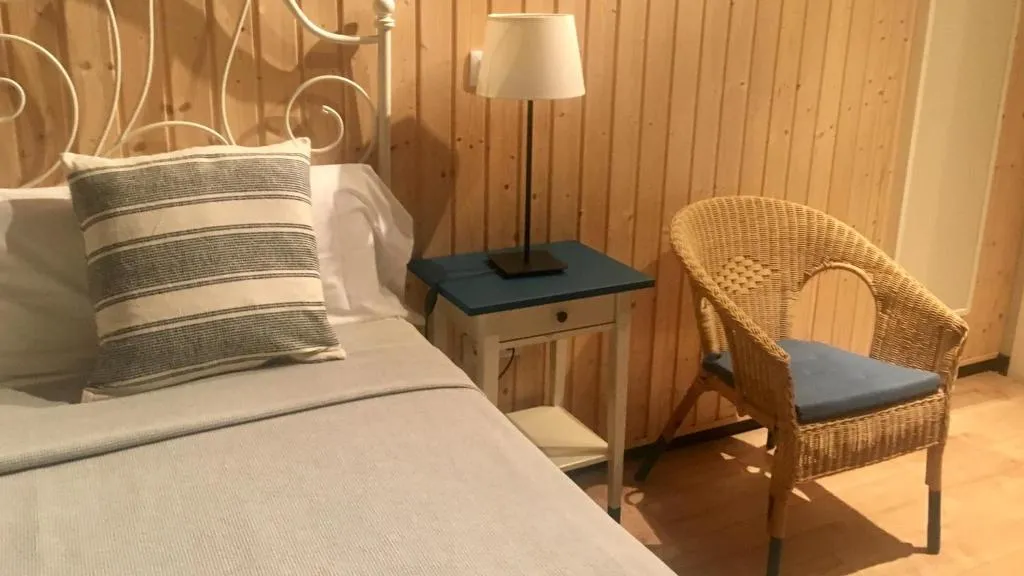 DOUBLE STANDARD Room, B&B Mare de Deu Jardines del Turia, Valencia