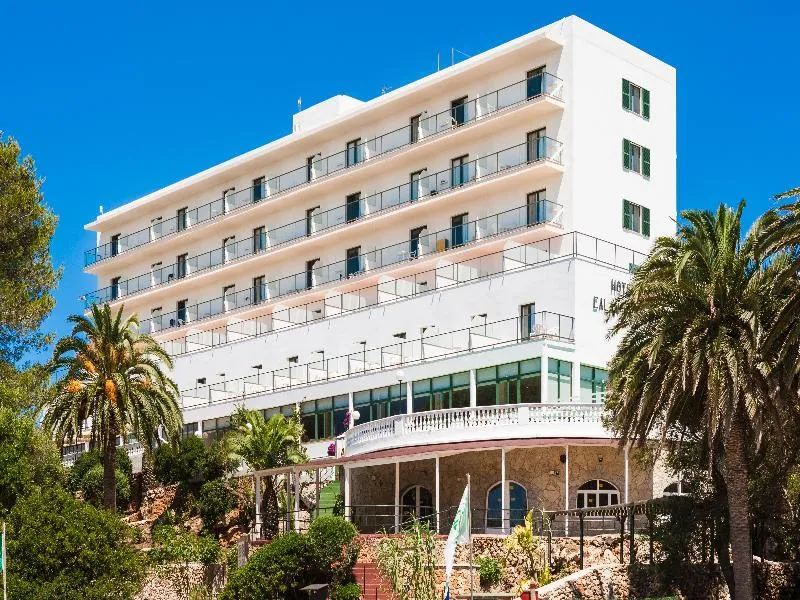 General view, Globales Cala'n Blanes, Menorca