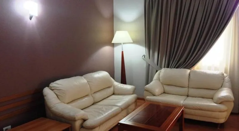 Room, Arvi, Durres