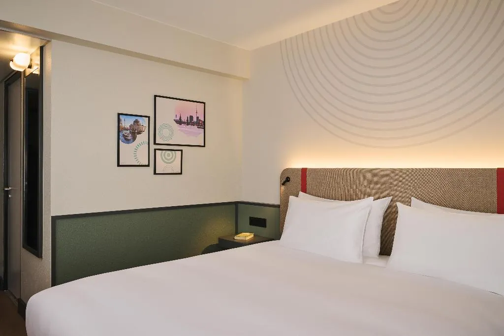 DOUBLE SUPERIOR Room, iStay by NH Berlin City Ost Hotel, Berlin