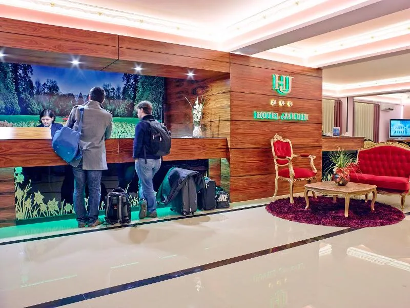 Lobby, Jardim, Porto
