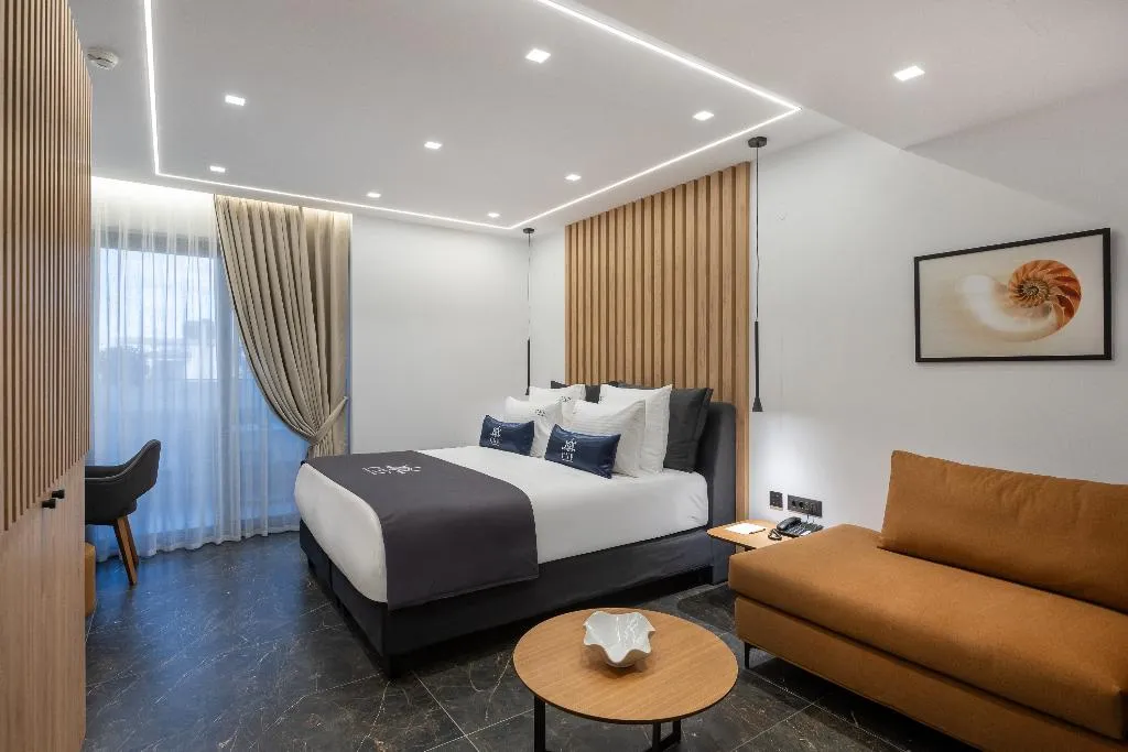 SUITE CLASSIC Room, Captain Napoleon Paterakis CNP Luxurious Suites, Crete