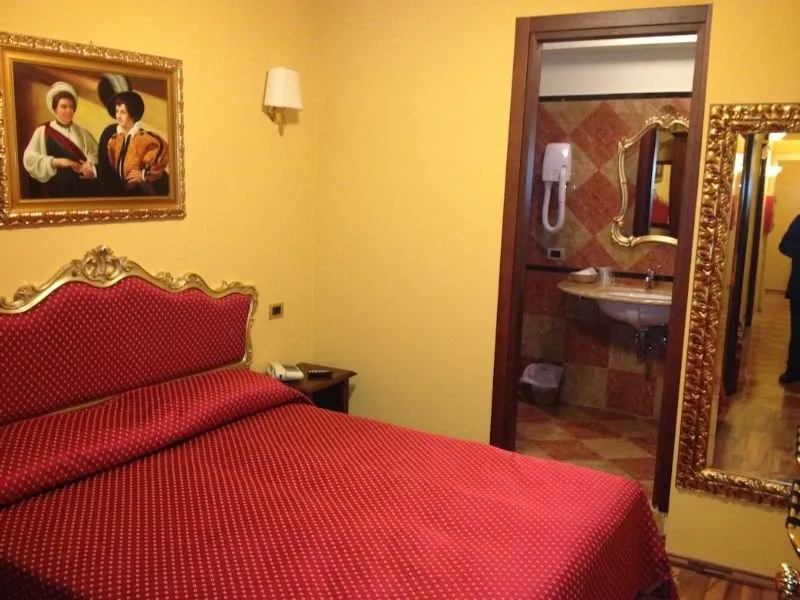 Room, Citta Di Milano, Venice