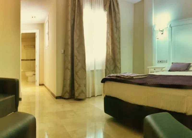 Room, Sevilla, Costa Del Sol