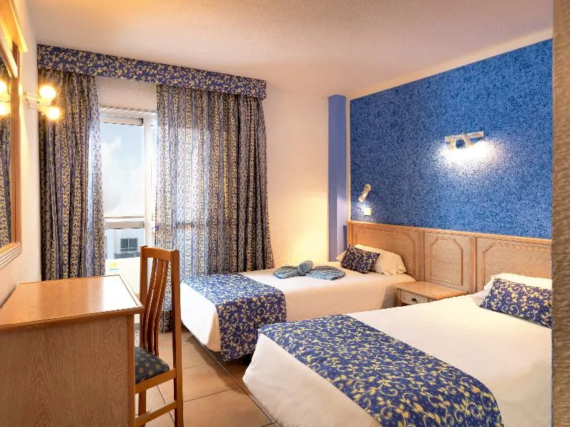 APARTMENT CAPACITY 5 TWO BEDROOMS Room, Oro Blanco Apartments, Tenerife