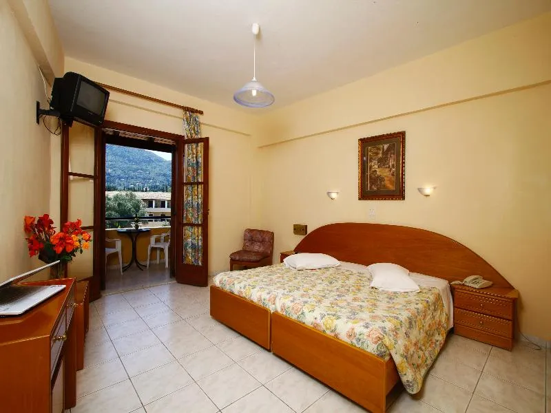 Double or Twin POOL VIEW Room, Bintzan Inn, Corfu