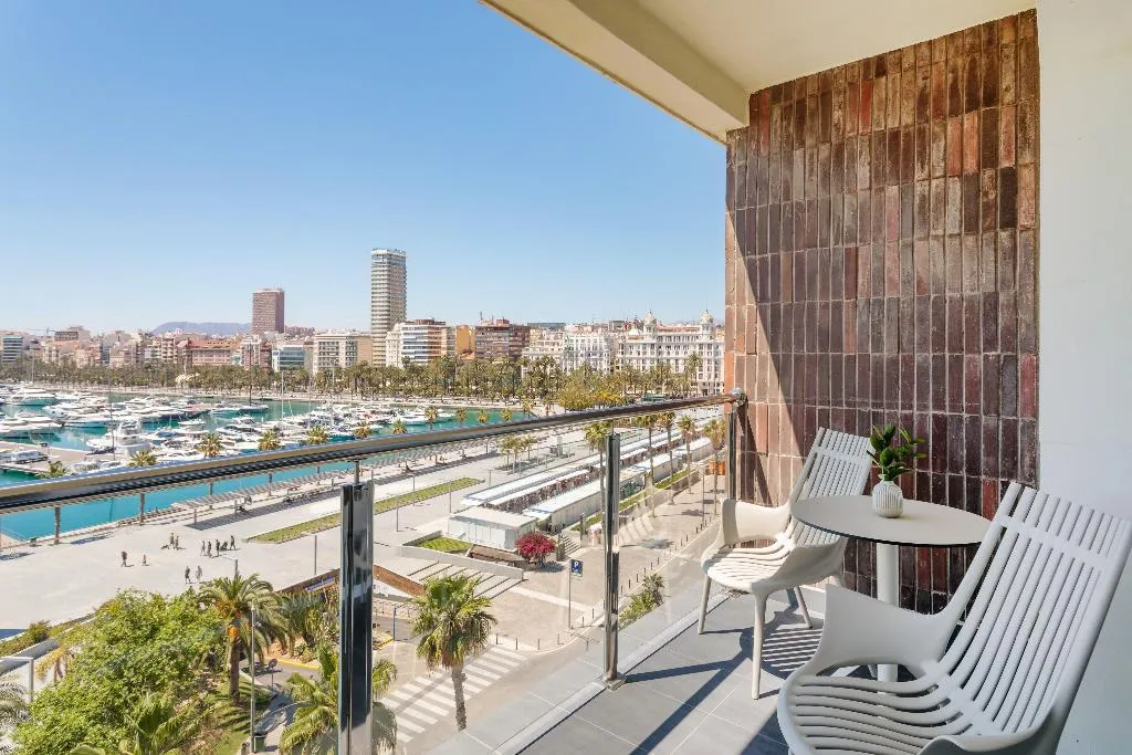 Room PREMIUM Room, Melia Alicante, Costa Blanca
