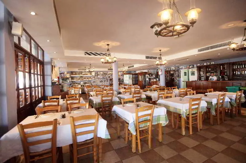 Restaurant, Captain Karas Holiday APTS, Cyprus
