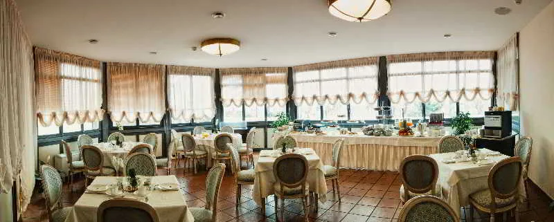 Restaurant, Hotel San Giorgio, Rome