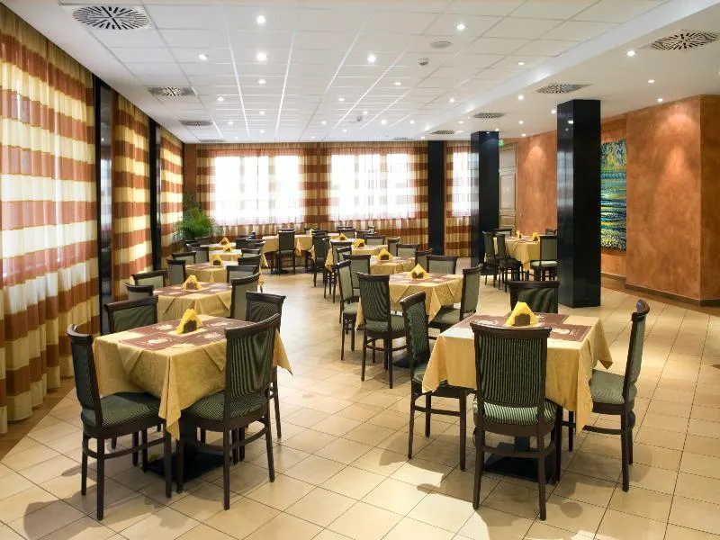 Restaurant, Caesar Prague, Prague