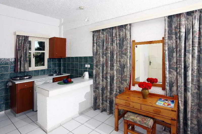 STUDIO CAPACITY 3 Room, Classic Apts, Crete