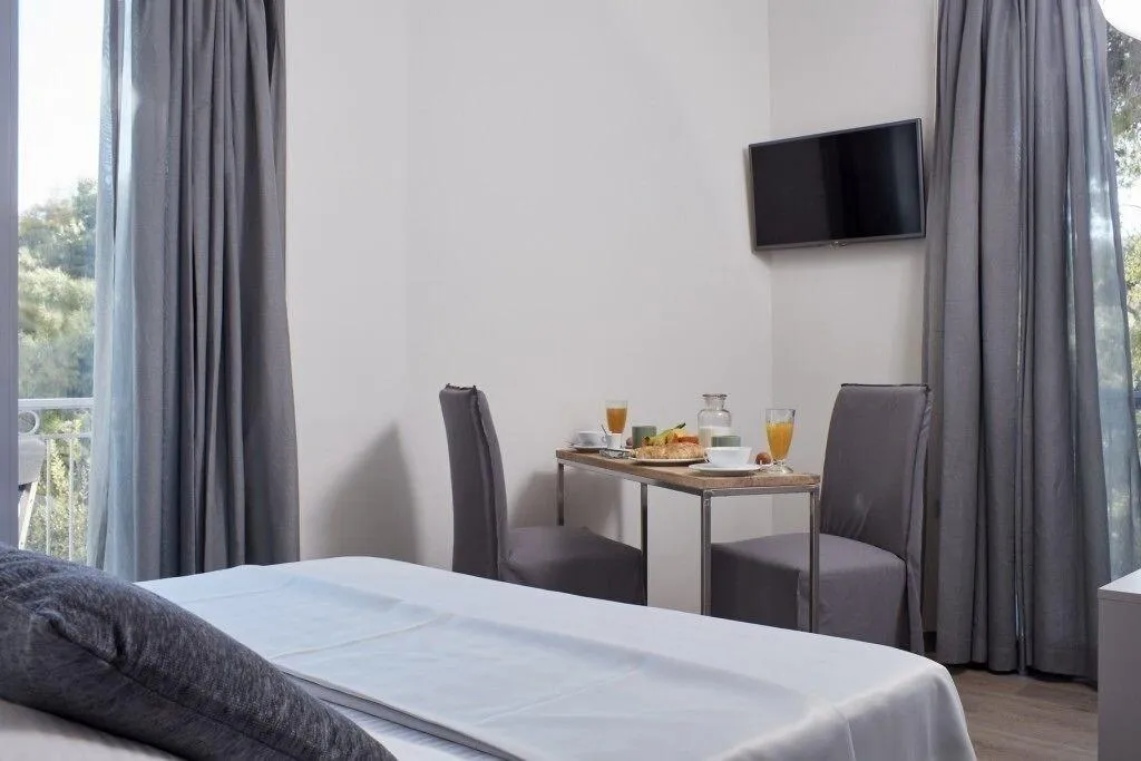 Room, The Gardens Gallery Hotel, Athens