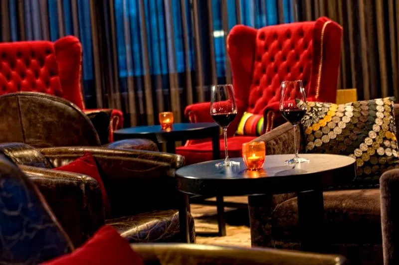 Bar, Adina Apartment Hotel Berlin Mitte, Berlin