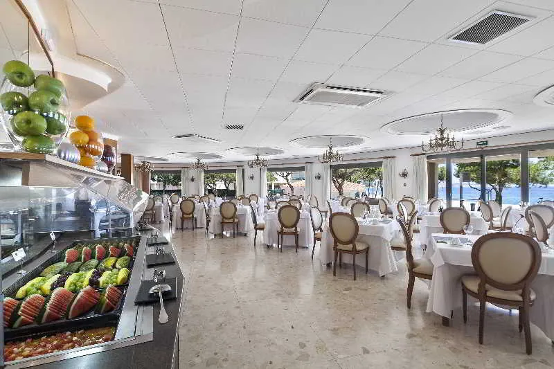 Restaurant, Columbus, Costa Brava