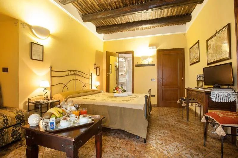 General view, B&B Alloggio dei Vassalli, Naples