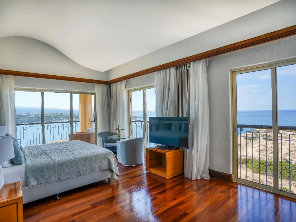 SUITE Presidential Room, Thalassa Boutique Hotel and Spa, Cyprus