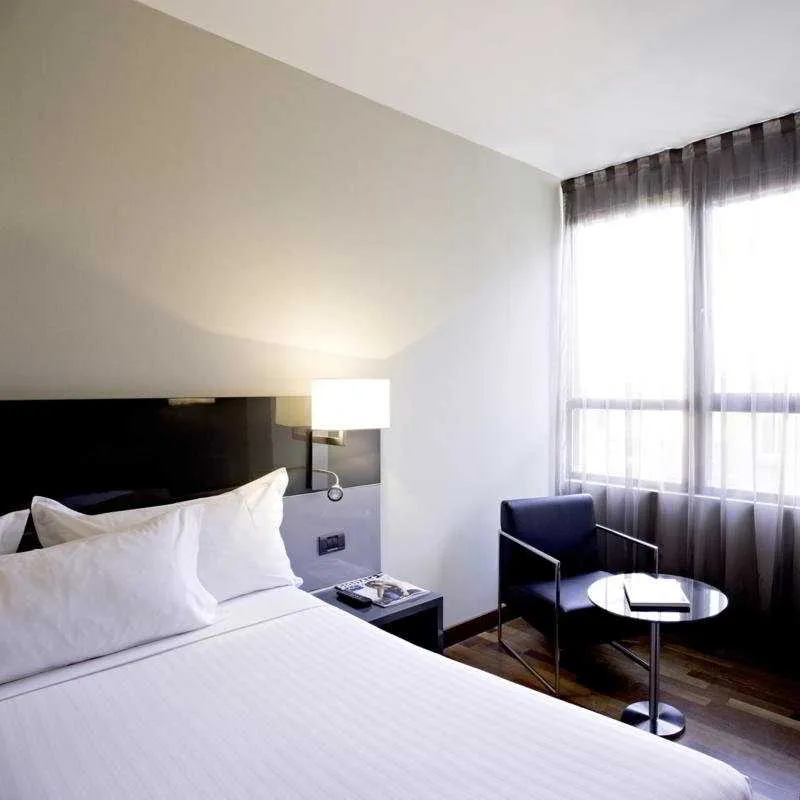 Room, AC Madrid Avenida de America, Madrid