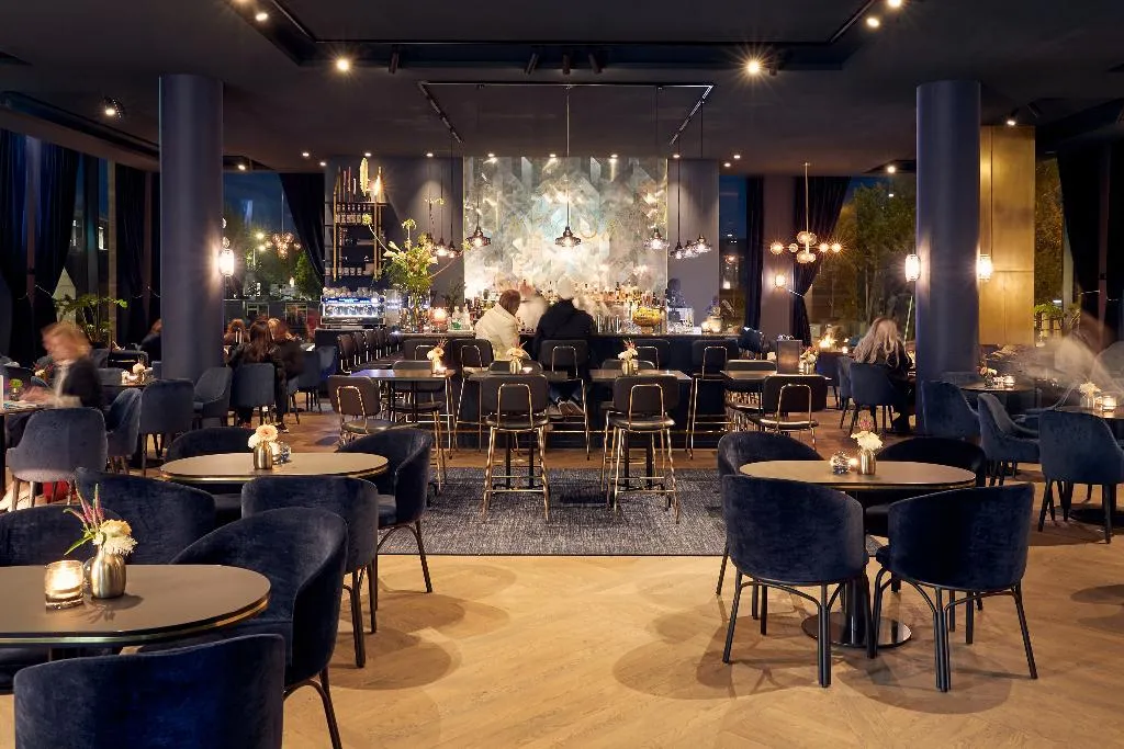 Bar, Van der Valk Hotel Amsterdam - Amstel, Amsterdam