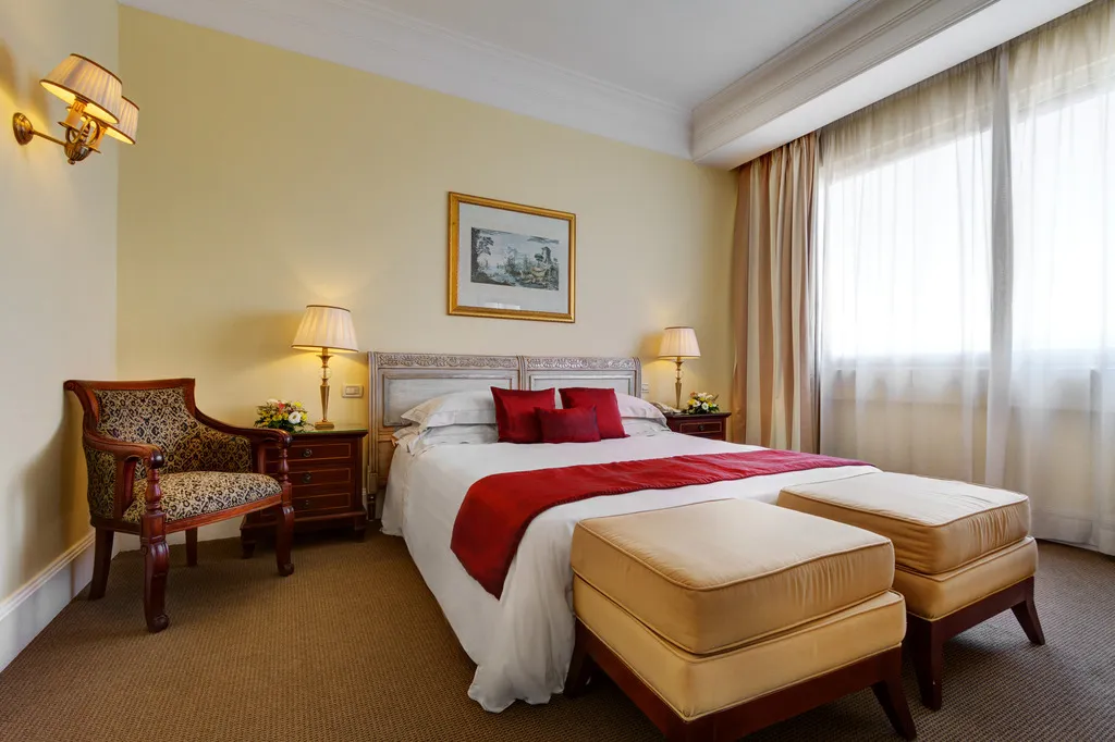 SUITE GRAND Room, Mercure Catania Excelsior, Catania