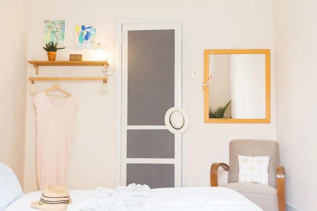 DOUBLE WITH SHARED BATHROOM Room, WOT Lodge Soul, Lisbon