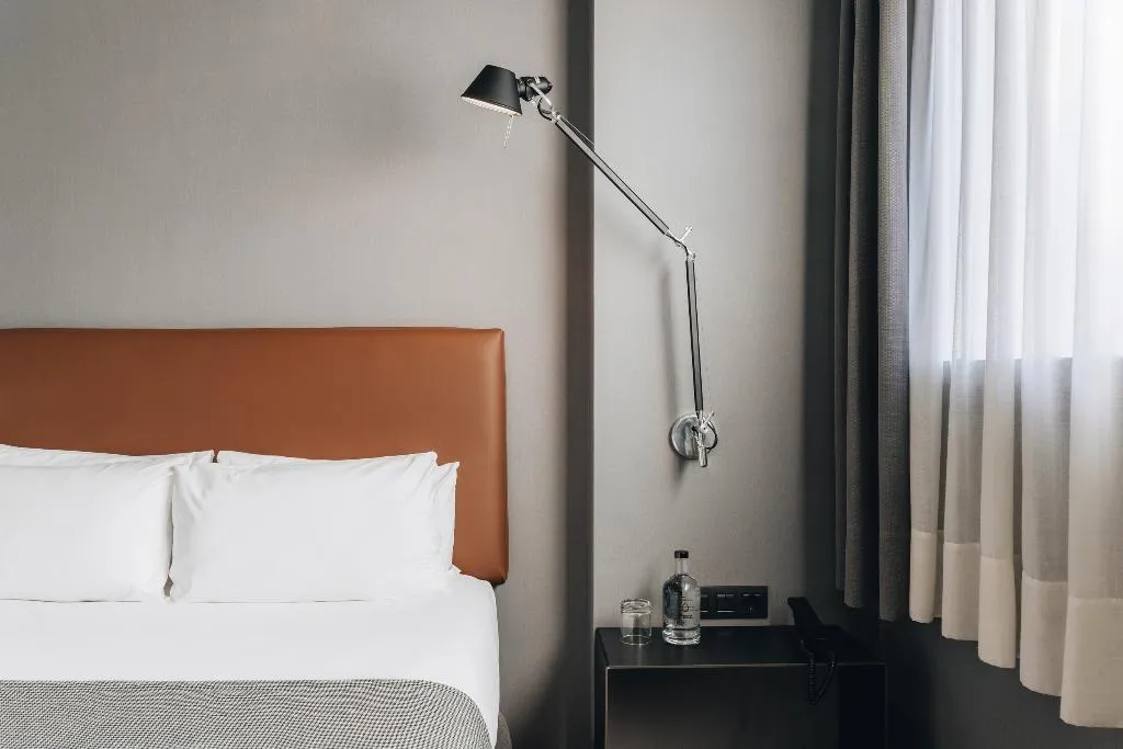TWIN BASIC Room, Uma House by Yurbban Trafalgar, Barcelona