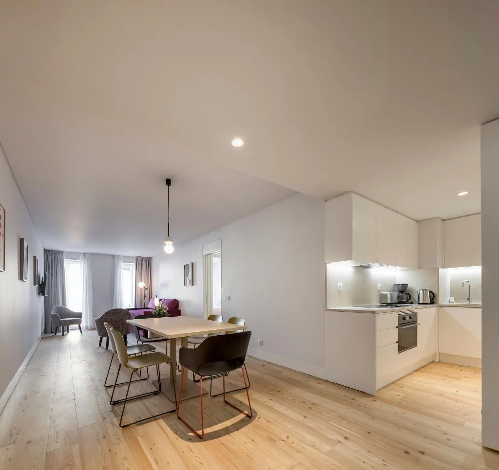 APARTMENT DELUXE ONE BEDROOM Room, Lisbon Serviced Apartments - Mouraria, Lisbon