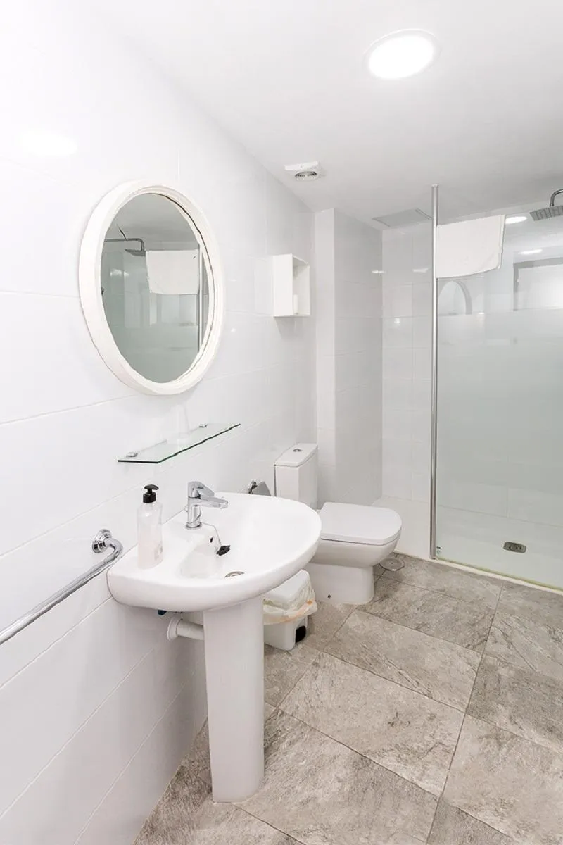 Double or Twin STANDARD Room, Hostal El Mercat, Costa Blanca