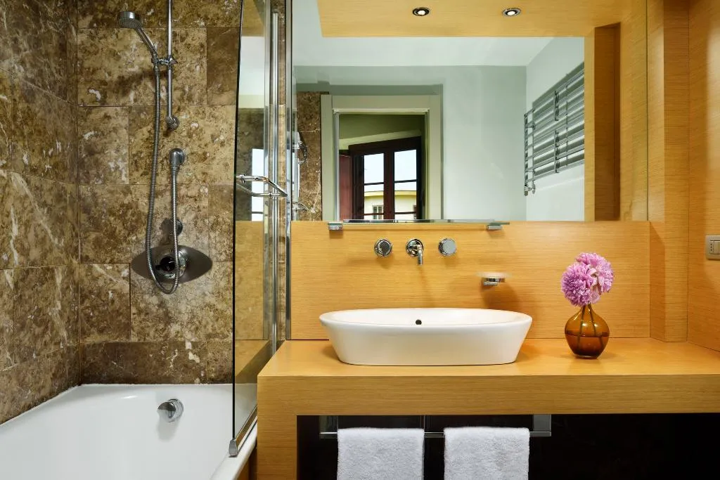 TWIN SUPERIOR Room, UNA HOTELS Napoli, Naples