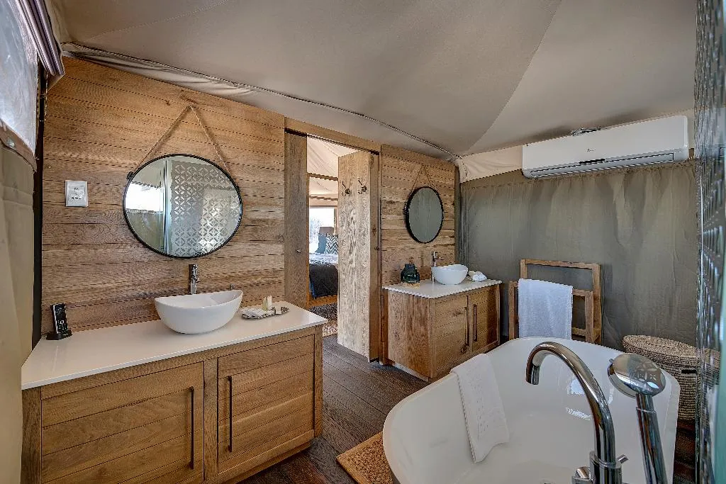 DOUBLE LUXURY SEA VIEW Room, Mysk Kingfisher Retreat, Dubai