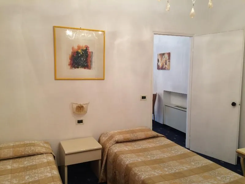 TWIN STANDARD Room, La Meridiana, Venice