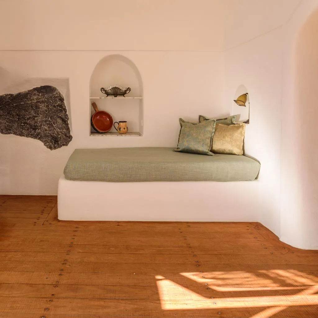 SUITE EXECUTIVE Room, Fanari Villas, Santorini