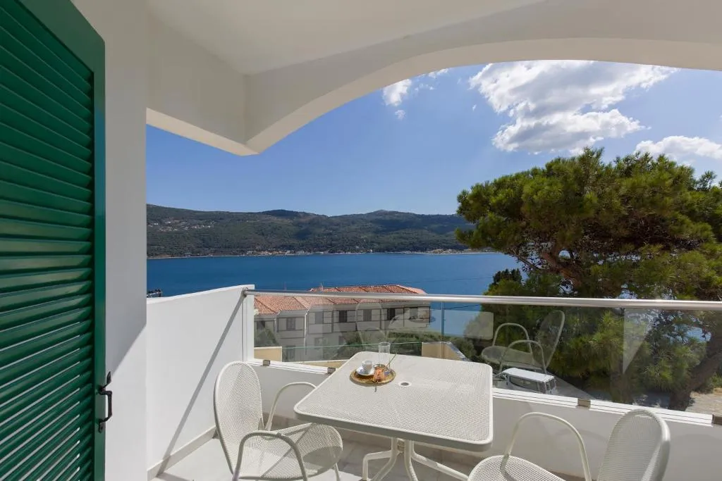 APARTMENT DELUXE ONE BEDROOM Room, Anthemis, Samos