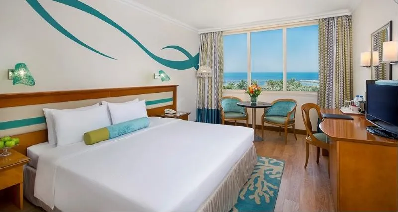 TWIN STANDARD Room, Coral Beach Resort Sharjah, Dubai
