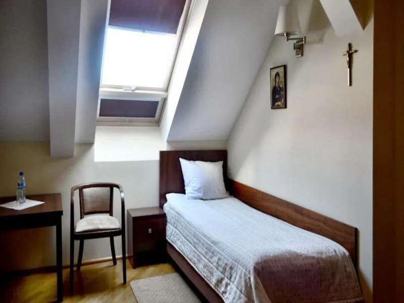 SINGLE STANDARD Room, Hotel Swietego Norberta, Krakow