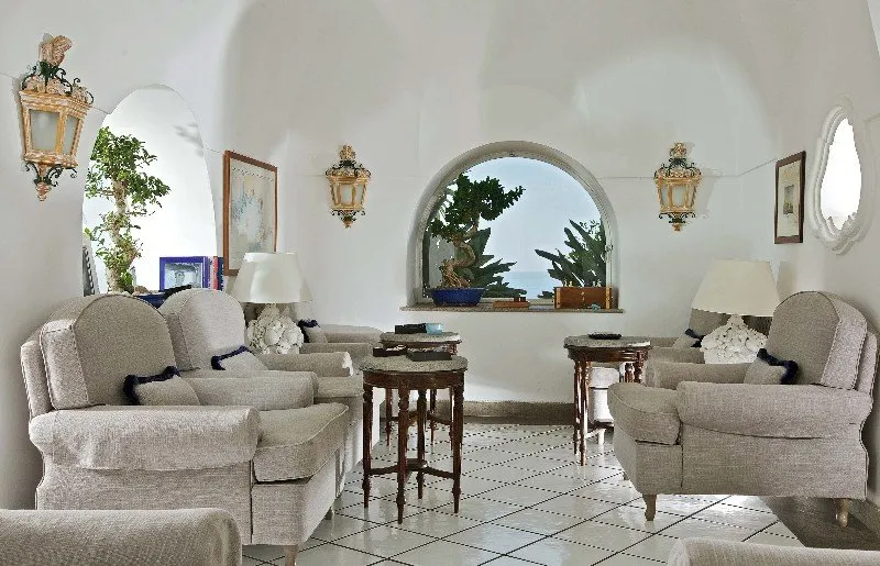 Lobby, Villa Franca, Naples