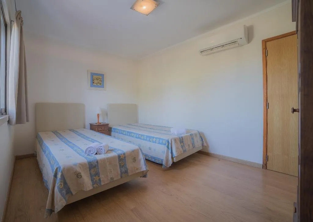 APARTMENT TWO BEDROOMS Room, Marina Buzios by Garvetur, Algarve
