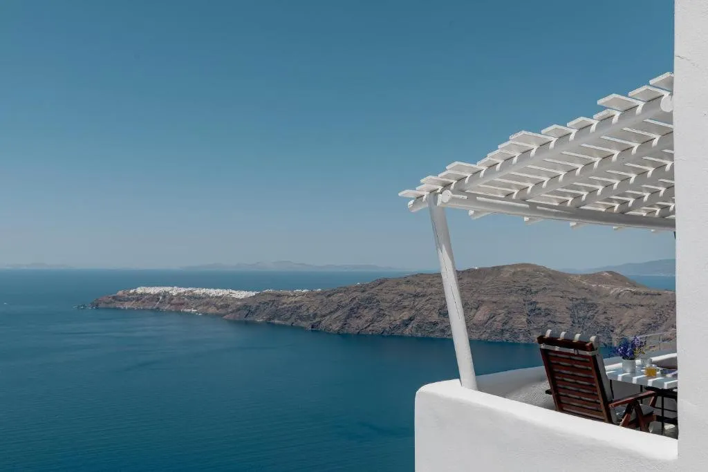 SUITE SUPERIOR WITH DOUBLE BED Room, Afroessa Hotel, Santorini
