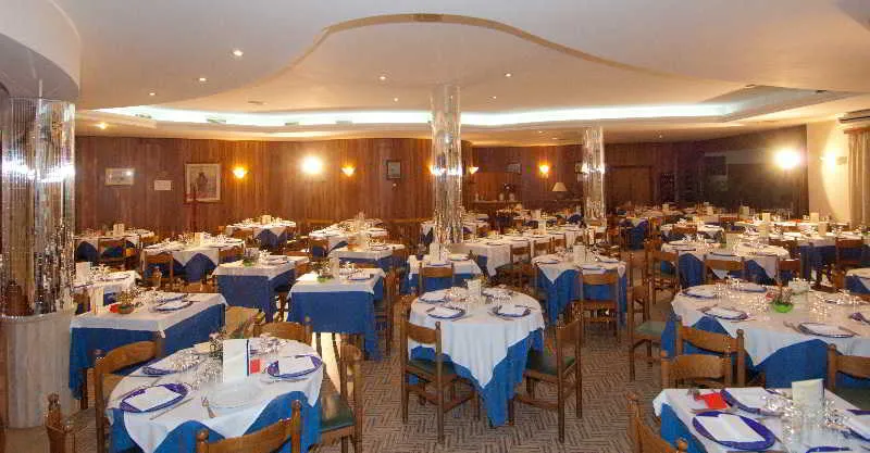 Restaurant, Villaggio Albergo Il Gabbiano, Perugia