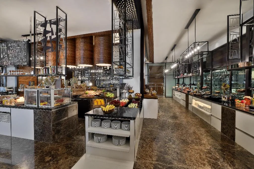 Restaurant, Hilton Dubai Palm Jumeirah, Dubai